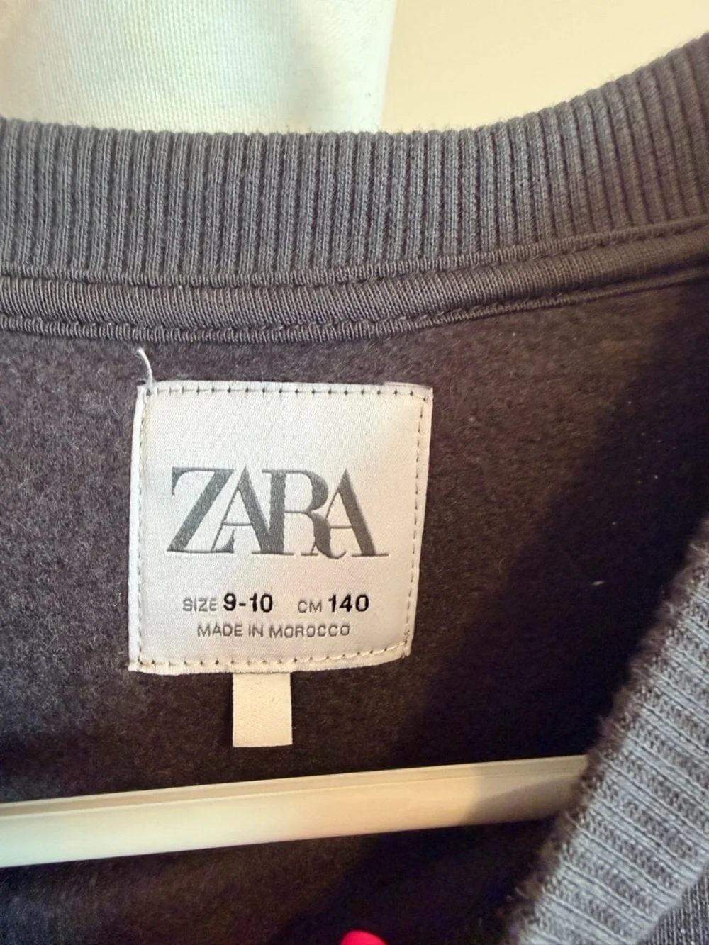 Zara girls Leopard Crew neck cozy sweatshirt size 9-10